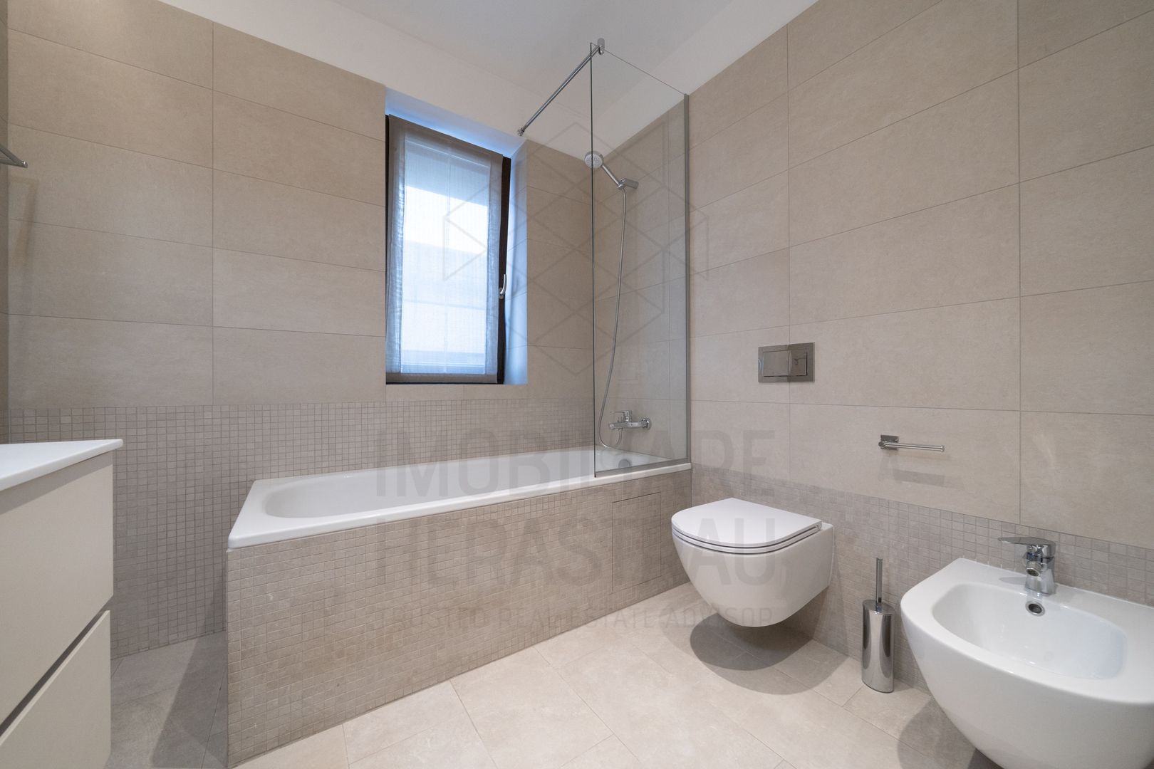 3 room Apartment for rent, Herastrau area