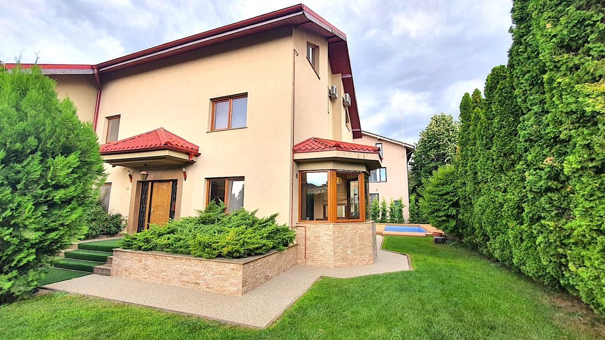 Vila de Lux cu Piscină Privată pe Iancu Nicolae  |  Băneasa Residential Park