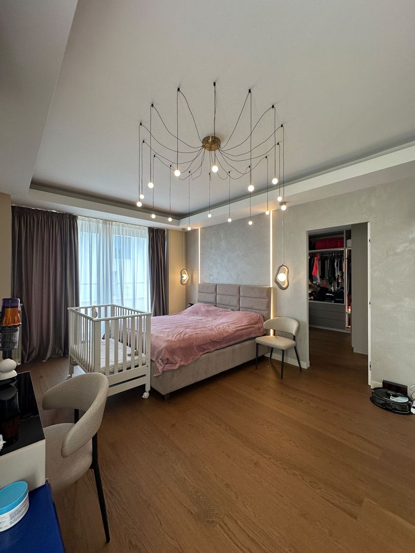 Penthouse spectaculos cu 3 dormitoare și terasă de 250 mp | Zona Herăstrău