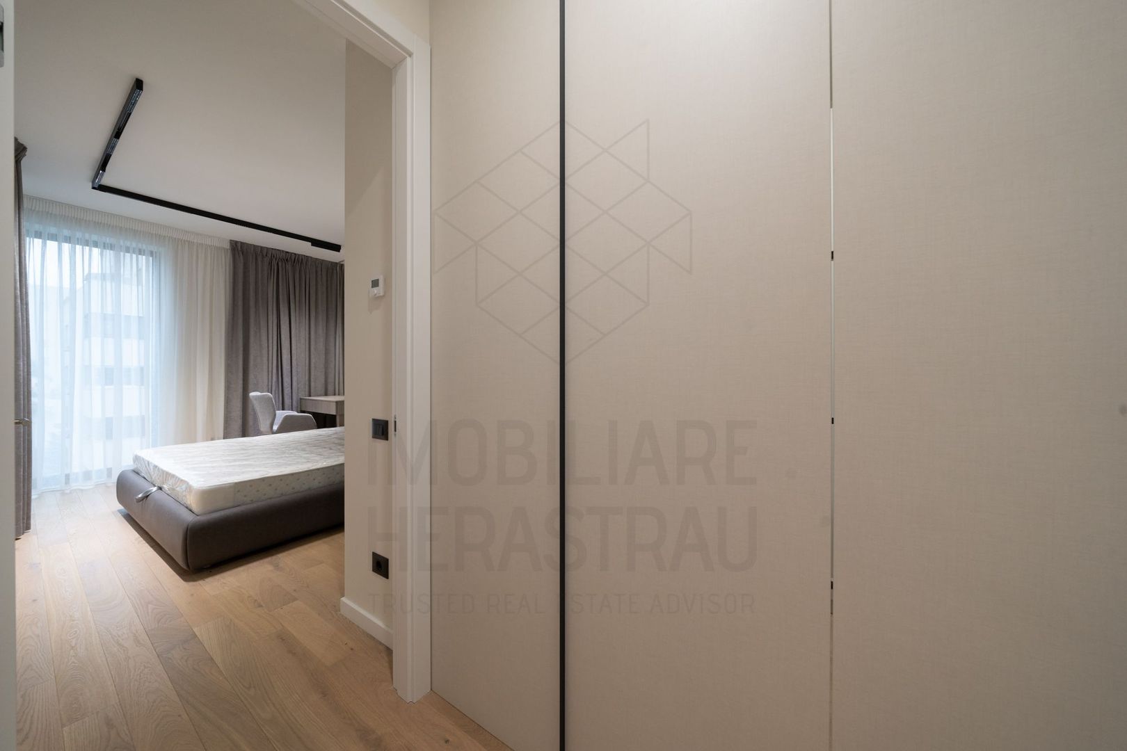 2 room Apartment for sale, Herastrau area