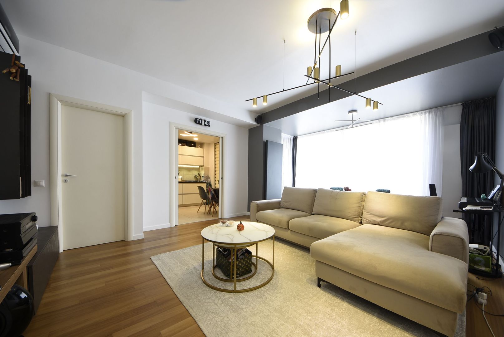 De Bianchi | Apartament cochet,luminos,loc parcare, zona Herastrau