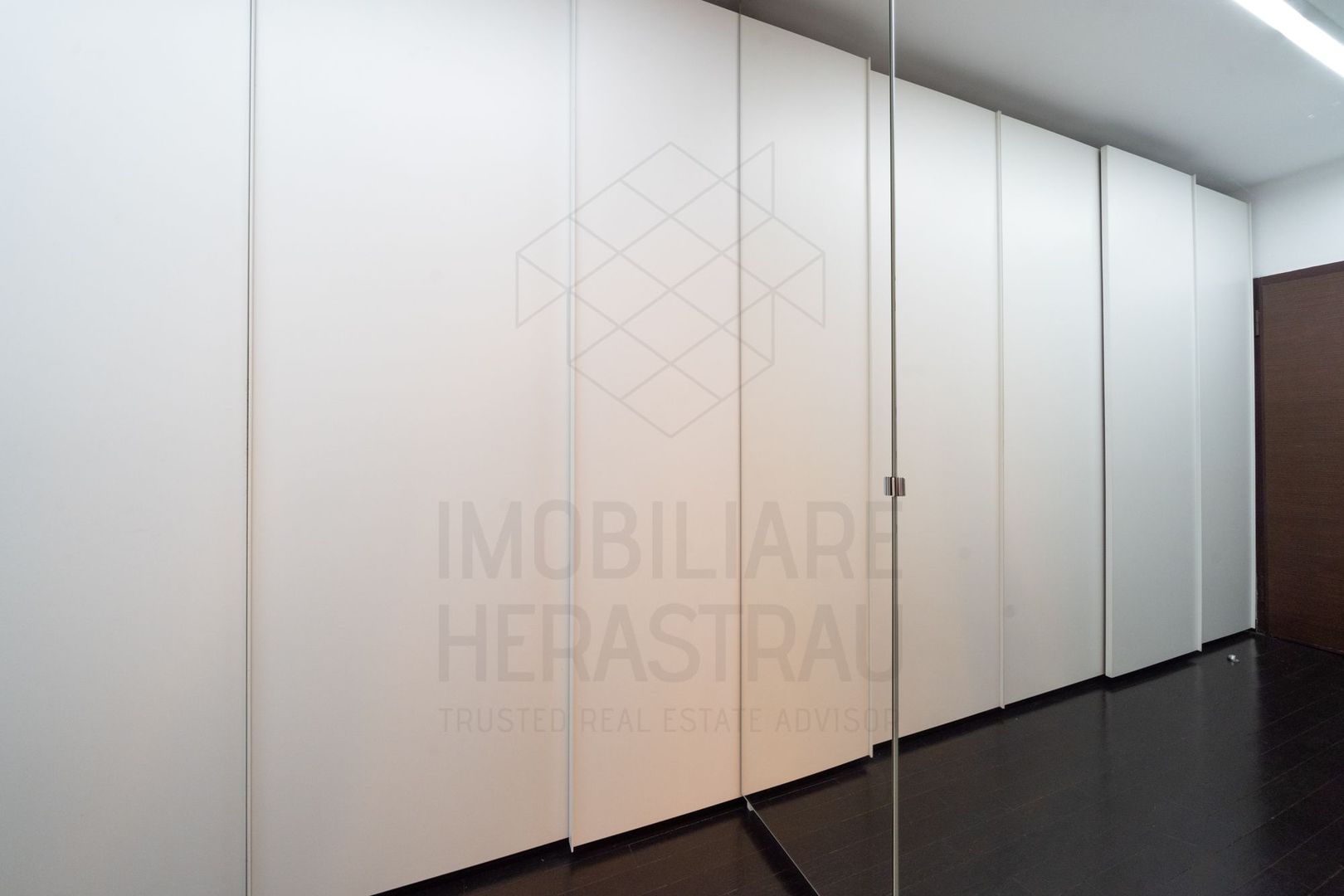 3 room Apartment for rent, Herastrau area