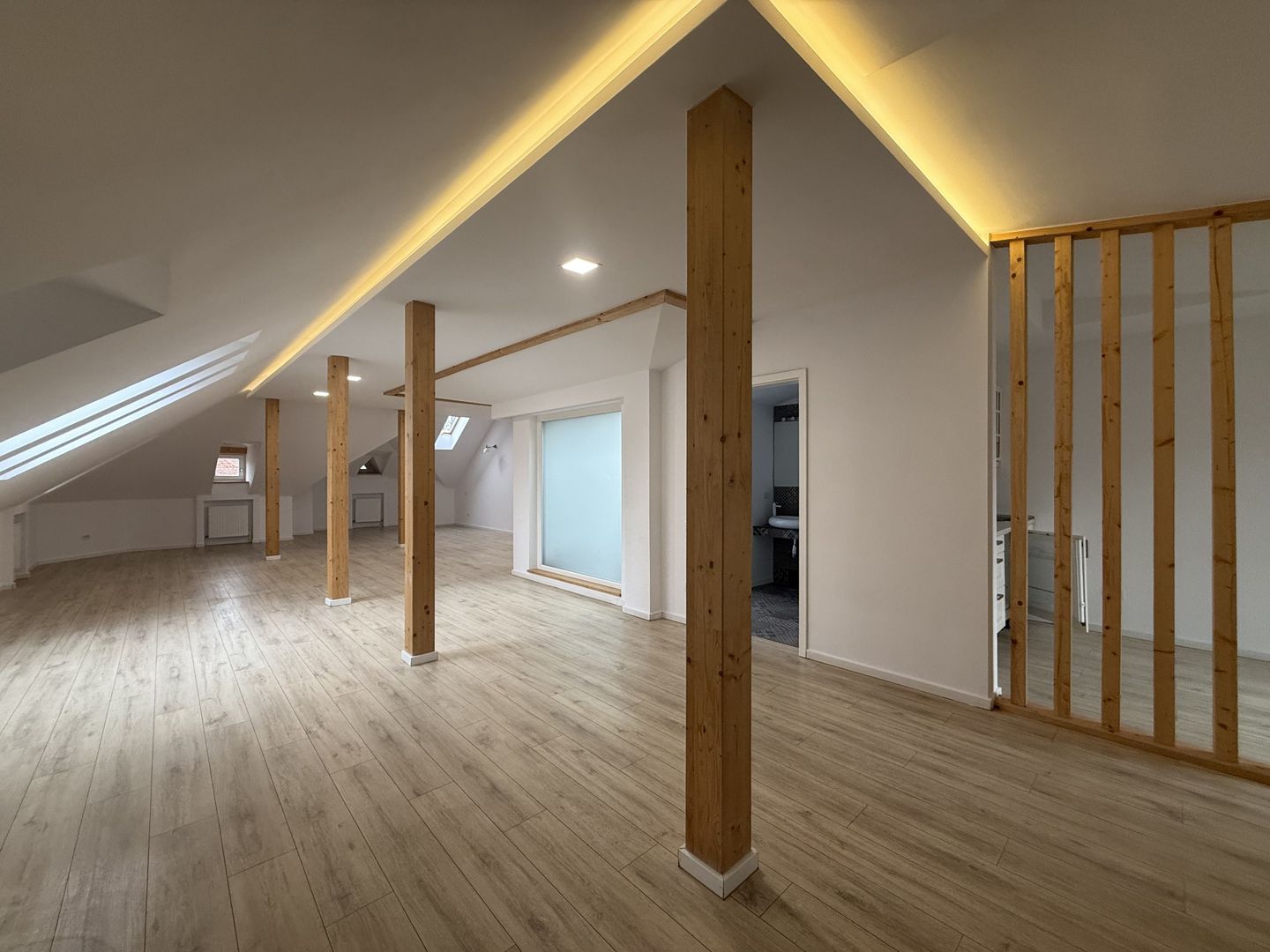 Vilă interbelică restaurată | Ultra Premium Office Villa | Dorobanți Capitale