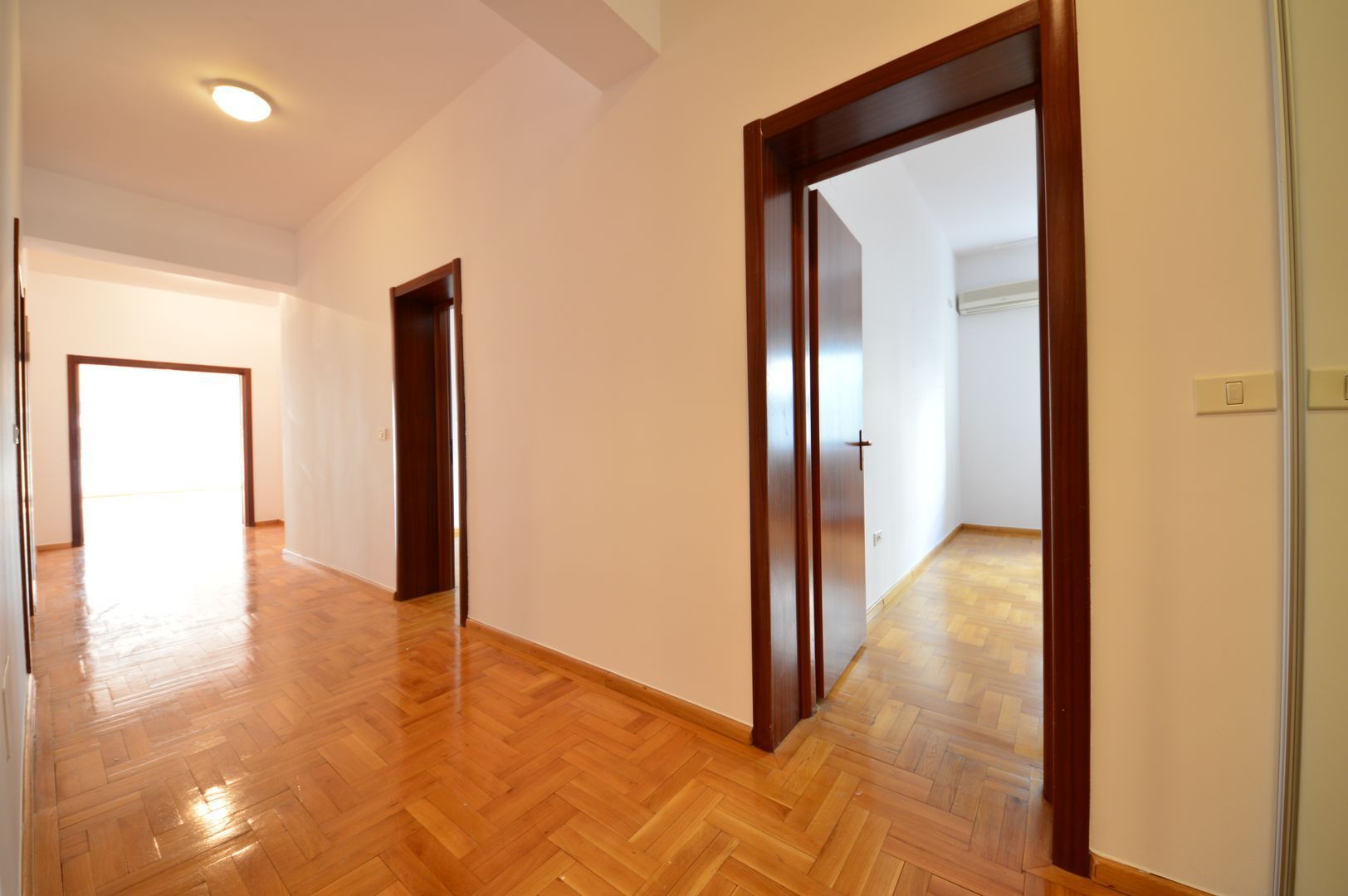 3 room Apartment for rent, Herastrau area