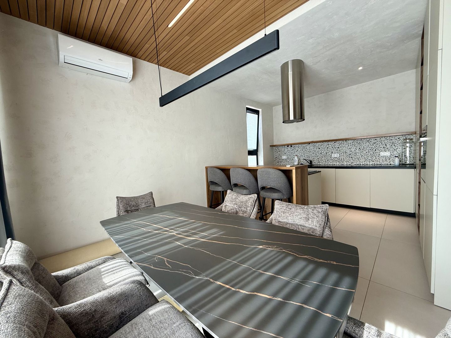 Vila moderna deosebita in Mogosoaia | Eleganta | Confort si spatiu