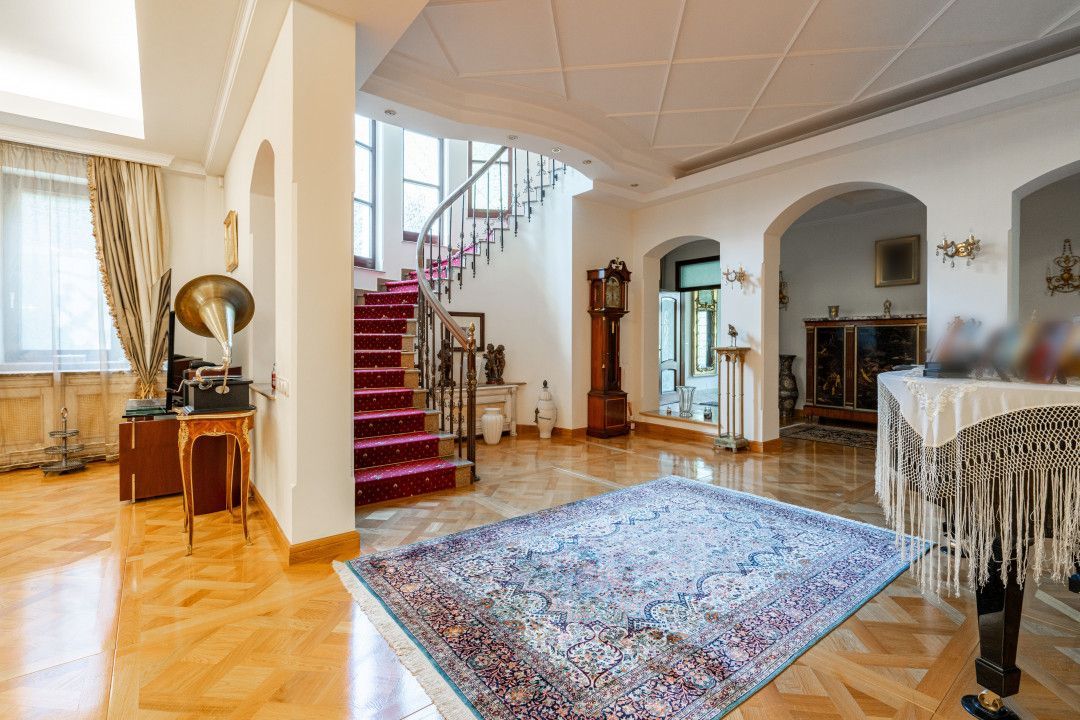 Amazing Villa in Floreasca | near Verdi Park