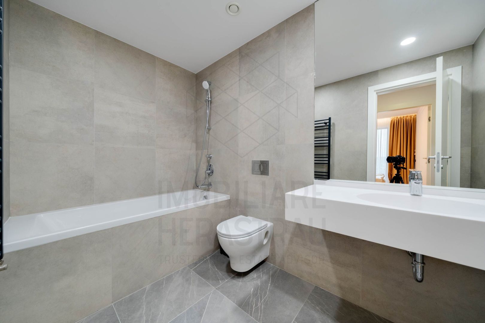 ONE Herastrau Towers | Design Apartments