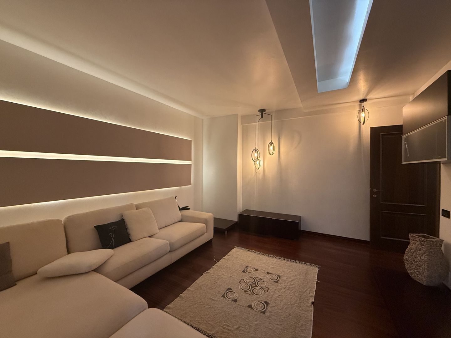 Dorobati | Strada Paris | 2 camere ideal investiție