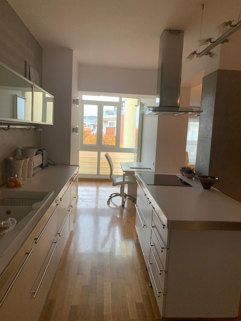 Herăstrău | Apartament spatios 4 camere | Parcare si boxa