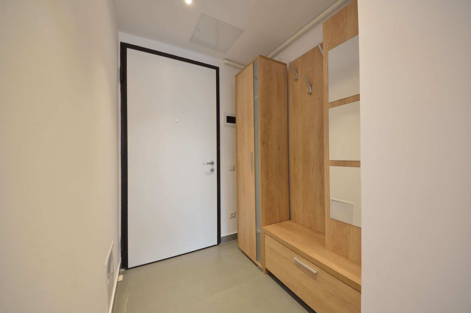 Apartament cu 2 camere de închiriat în zona Soseaua Nordului