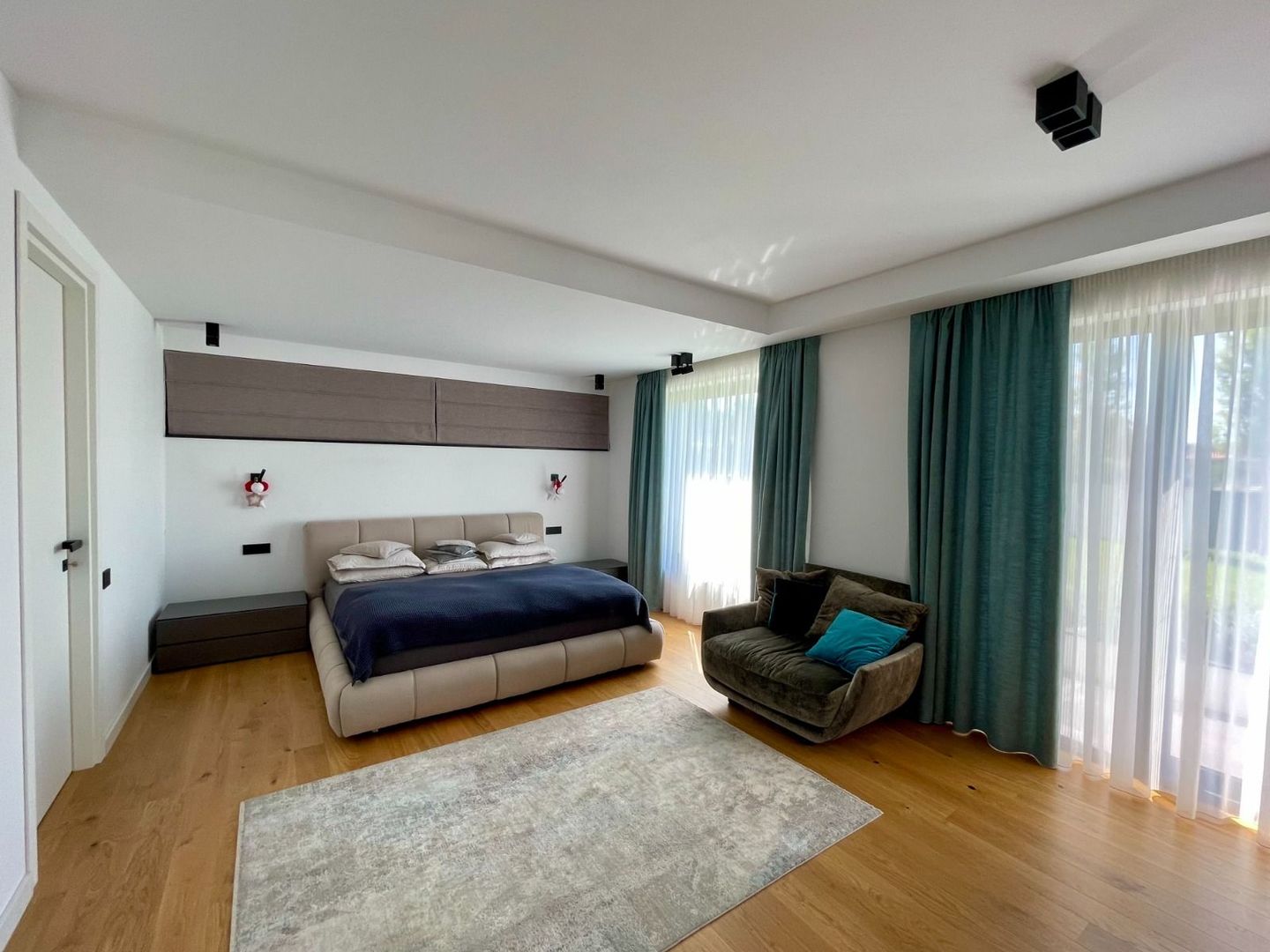 Laguna Albastra | Corbeanca | Luxury Homes