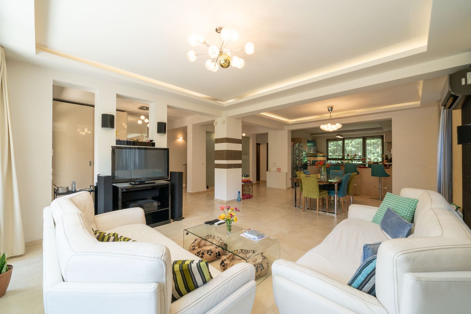 Vila Duplex Titan | Codrii Neamțului | Lângă Parc Titanel