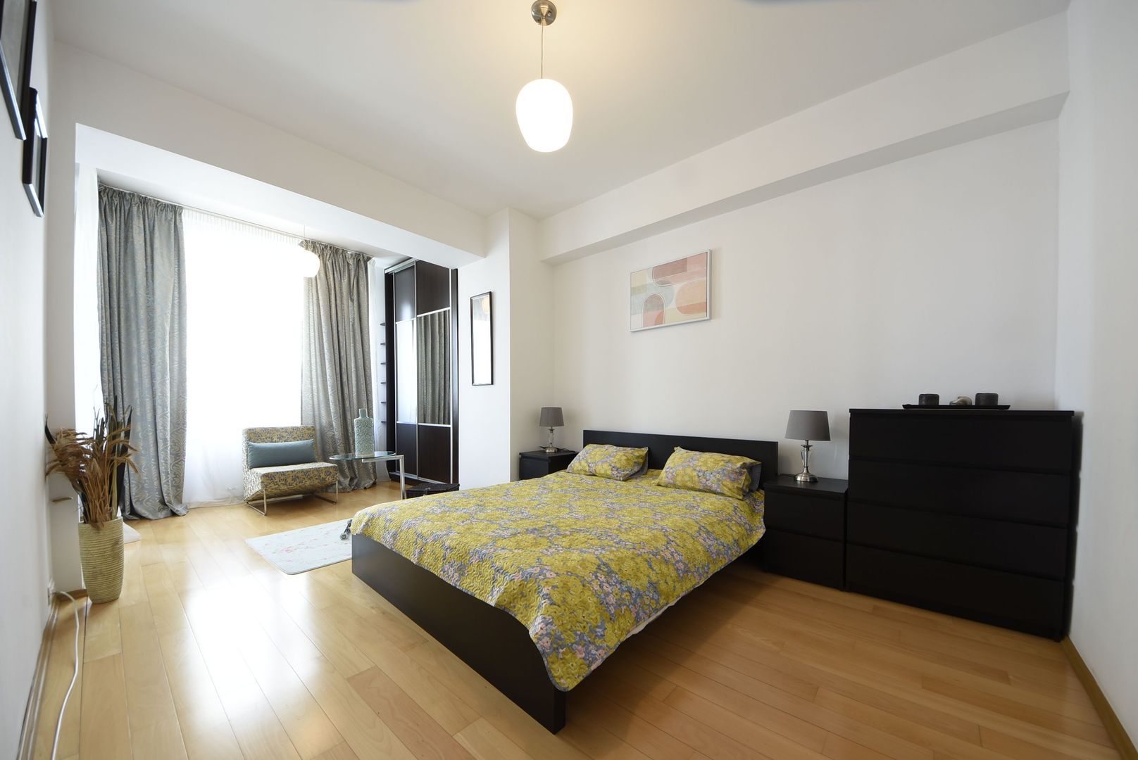 North Area Lake View  | Loc parcare | Boxa