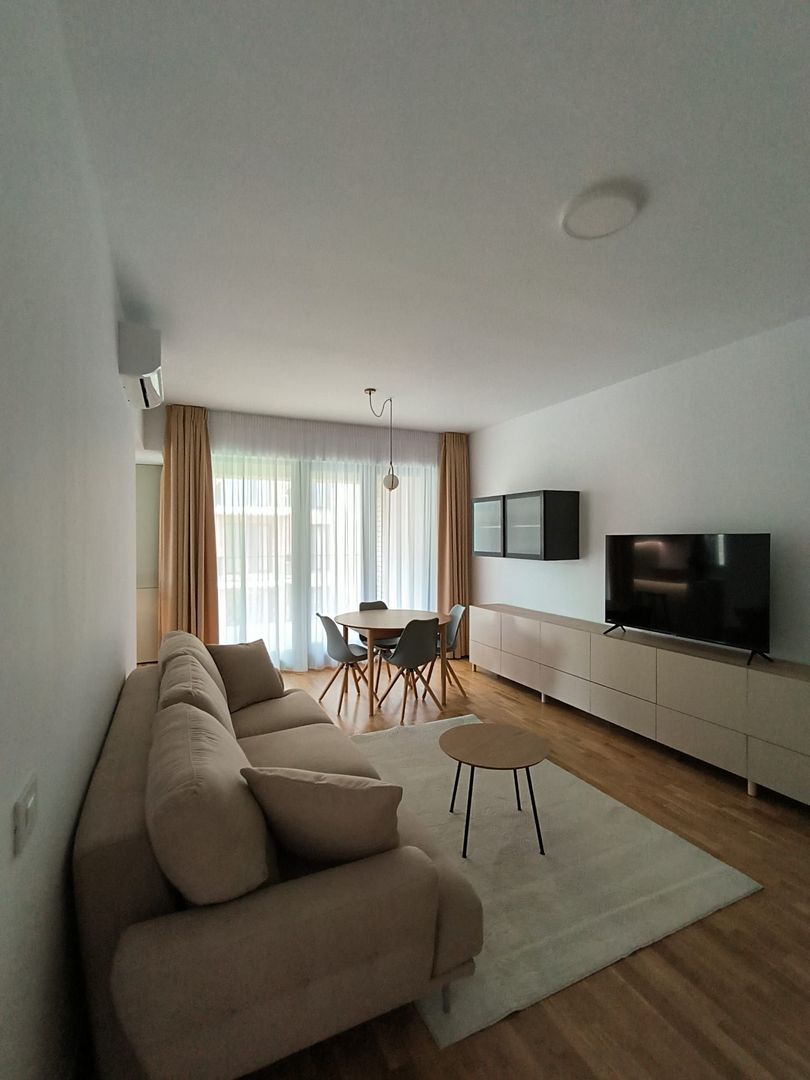 Apartament de 3 Camere – Confort și Eleganță