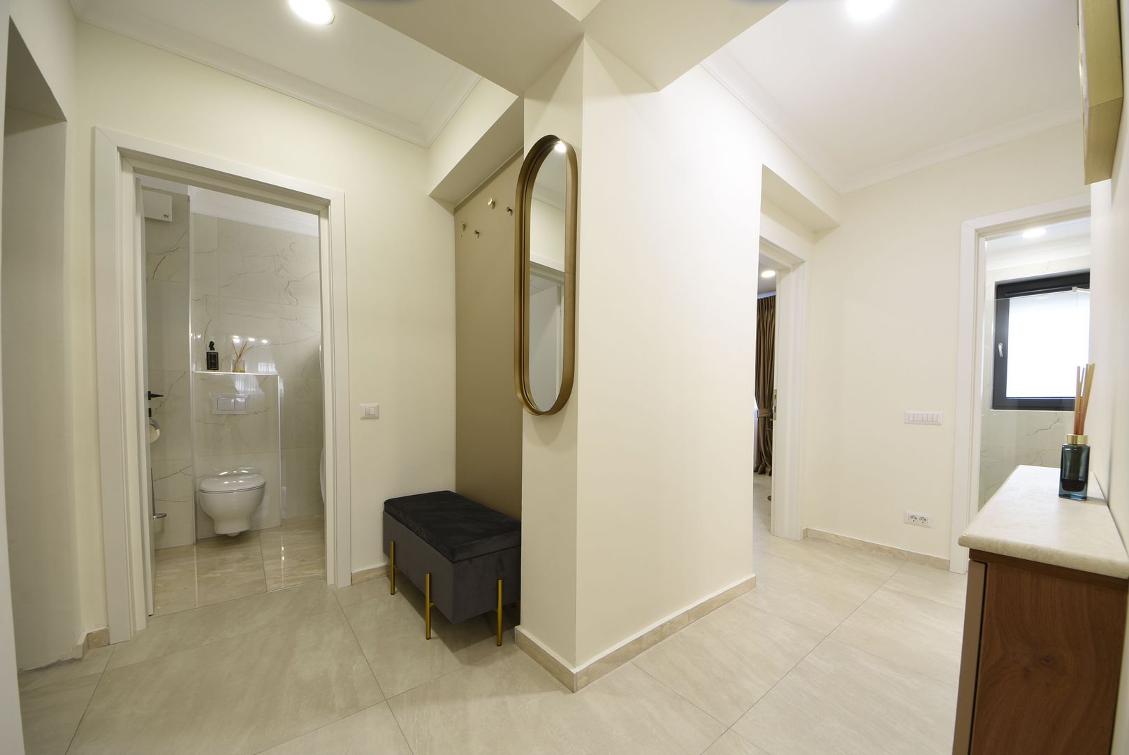 Apartament 3 camere bloc nou  | Zona Sisesti