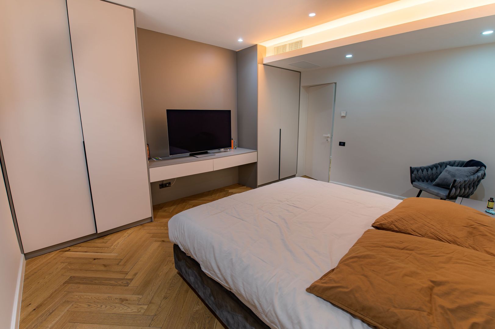 Apartament cu 4 camere de vânzare în zona Soseaua Nordului