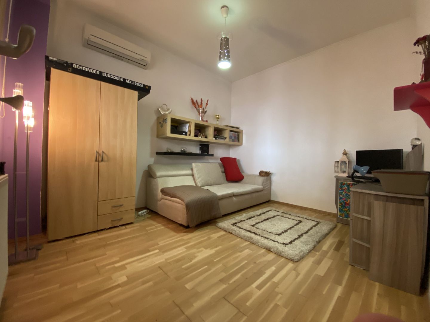 Apartament confortabil si luminos de 3 camere in Baneasa Sisesti