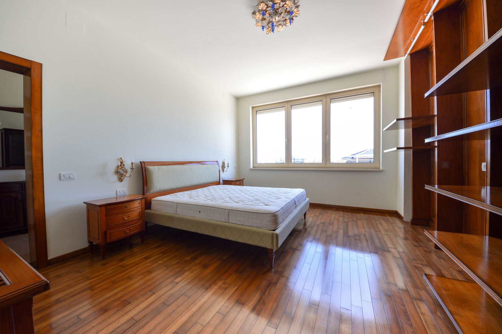 For renting 7 rooms penthouse, Herastrau Park, UNIQUE!