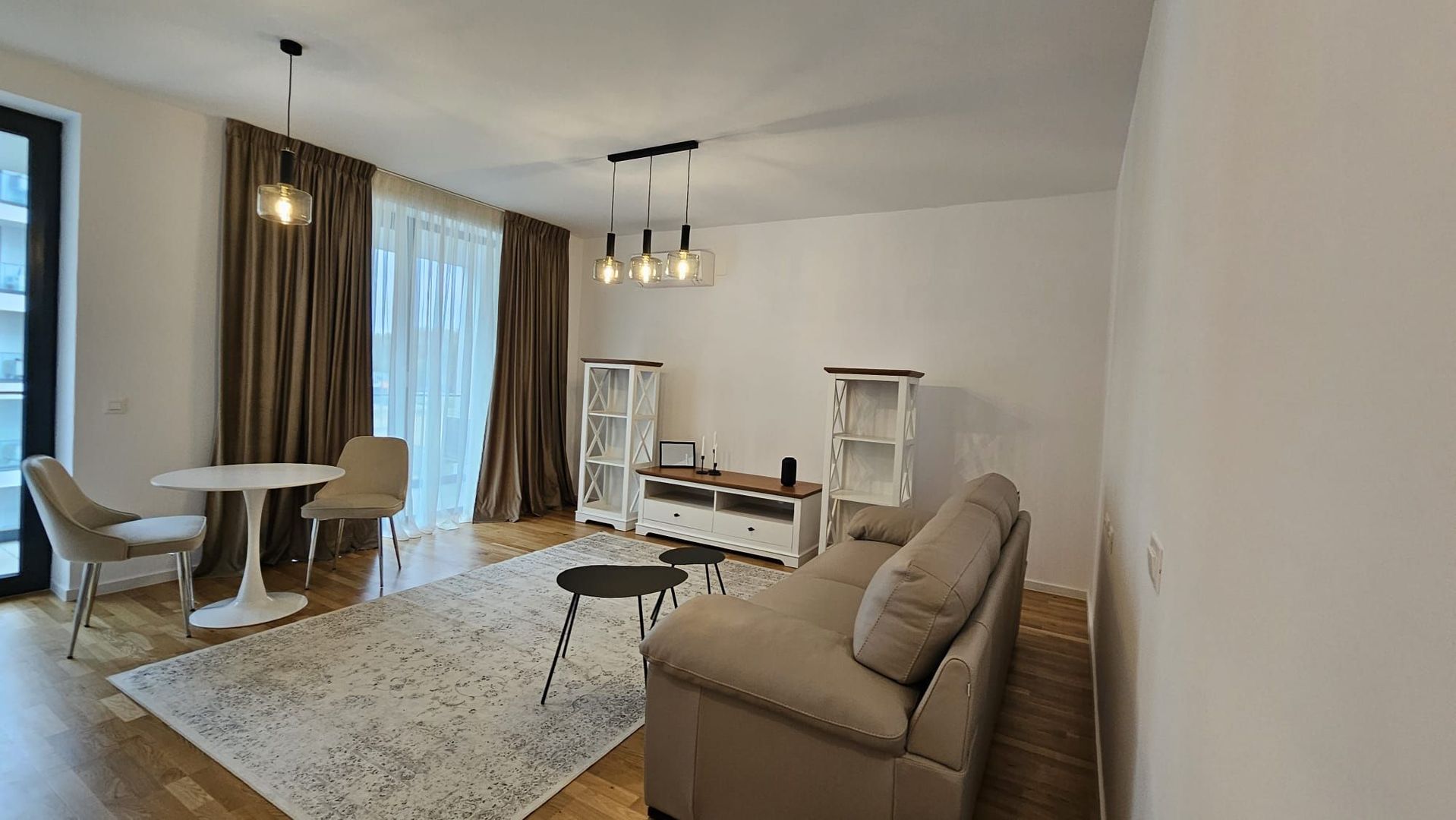 The Ivy | 2 camere , terasa | Mobilat complet