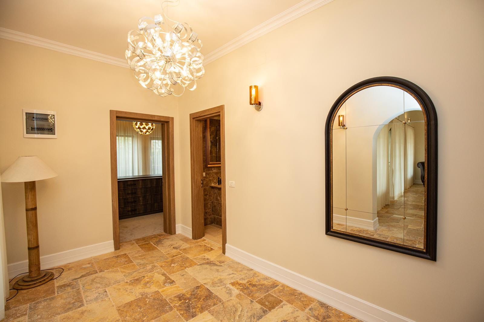 Vila Toscana | O proprietate unică lângă padure