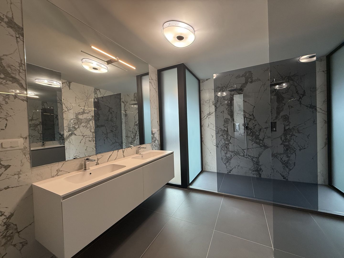 Apartament exclusivist cu terasa | Imobil boutique | Lângă Parcul Herăstrău