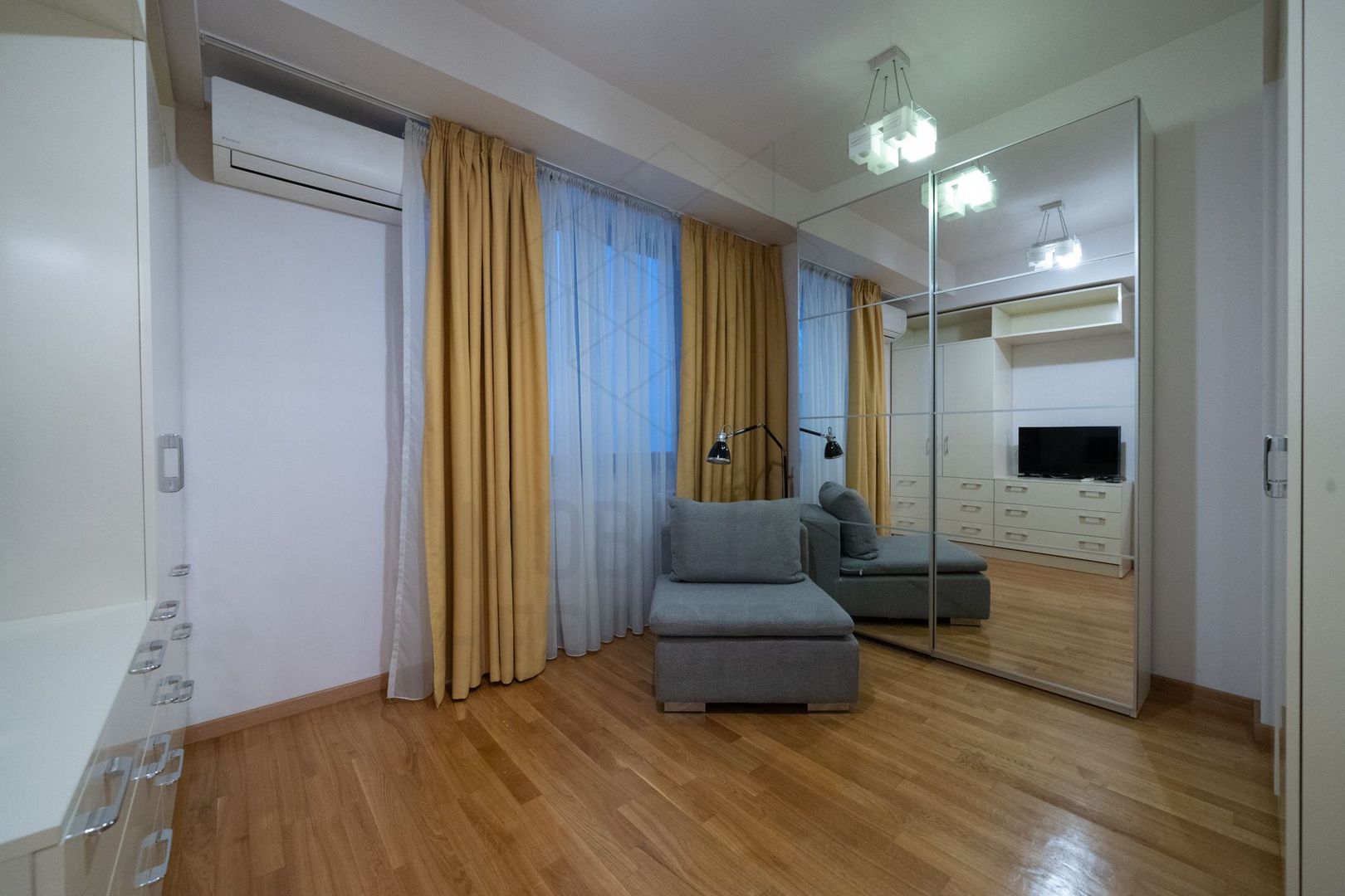 Ateliér Cezanne | 4 room Apartment for rent, Herastrau area