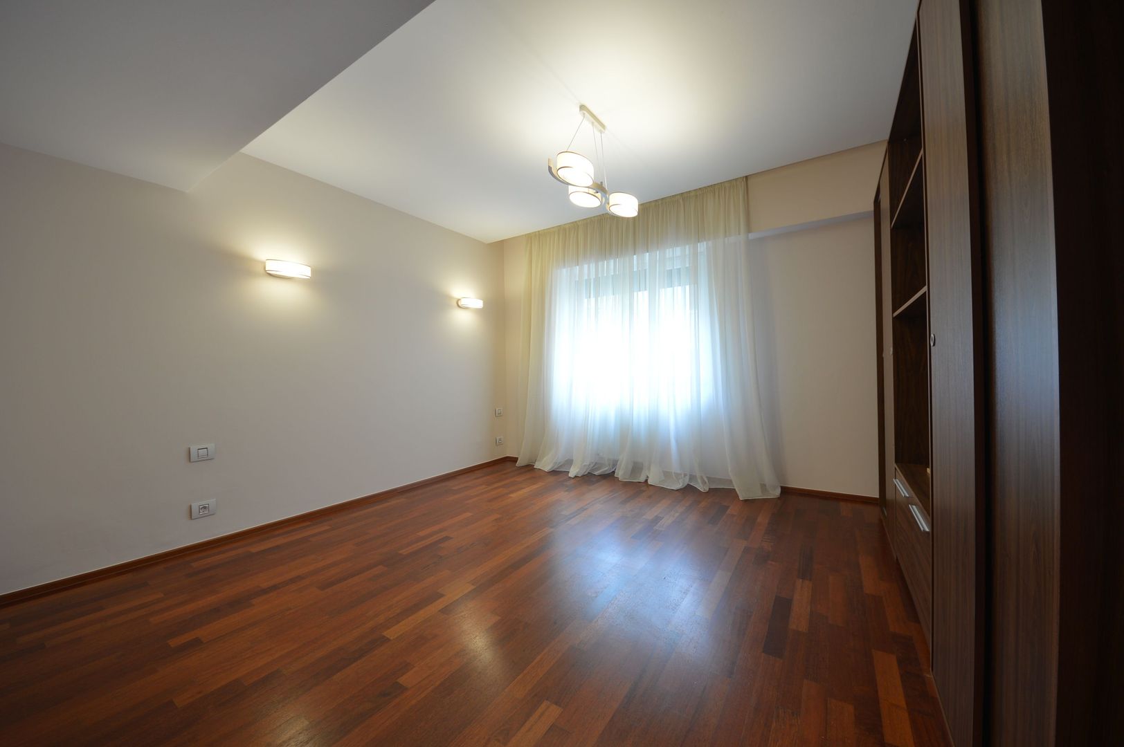 3 room Apartment for rent, Herastrau area