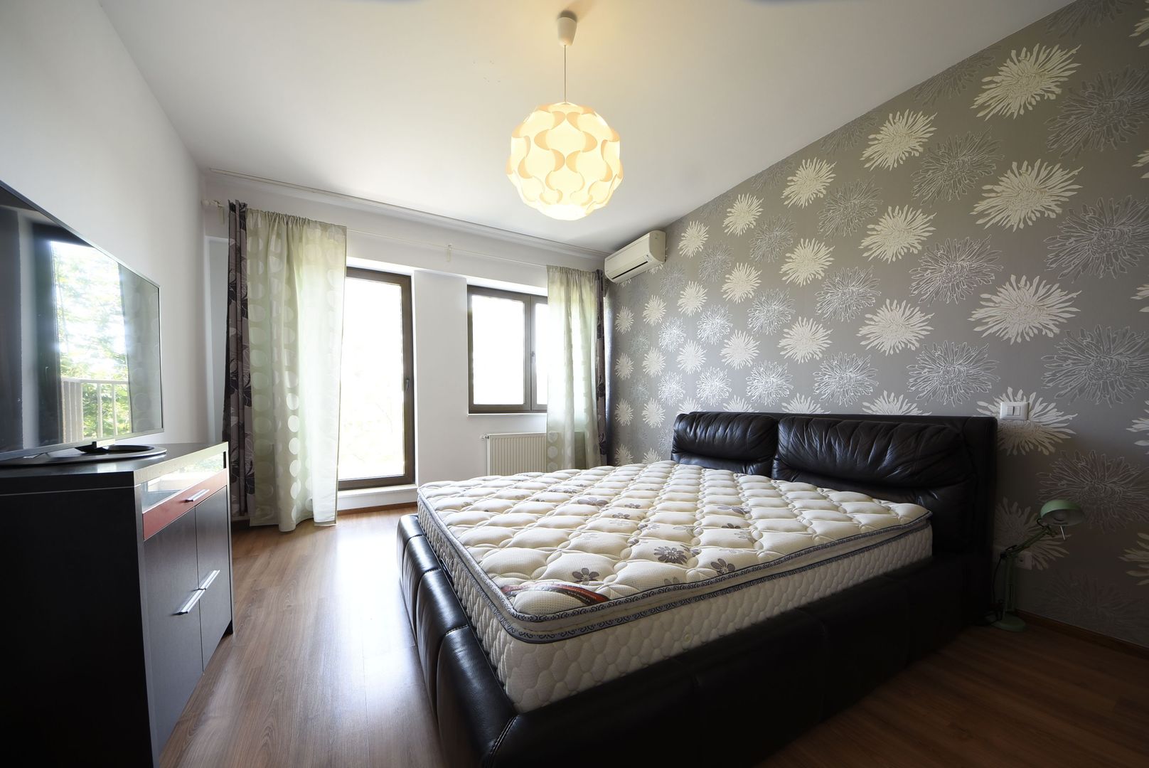 Apartament generos 3 camere , 2 locuri de parcare, Pet friendly | Iancu Nicolae