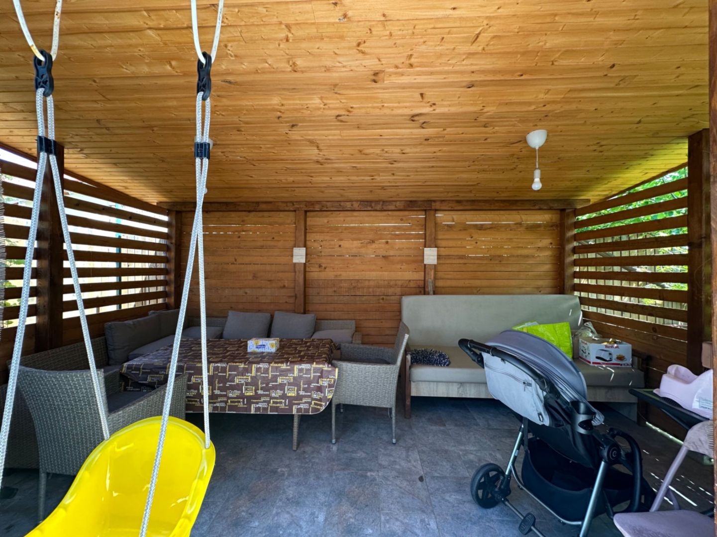 Vilă modernă în Corbeanca | Construcție solidă, 3 dormitoare + birou