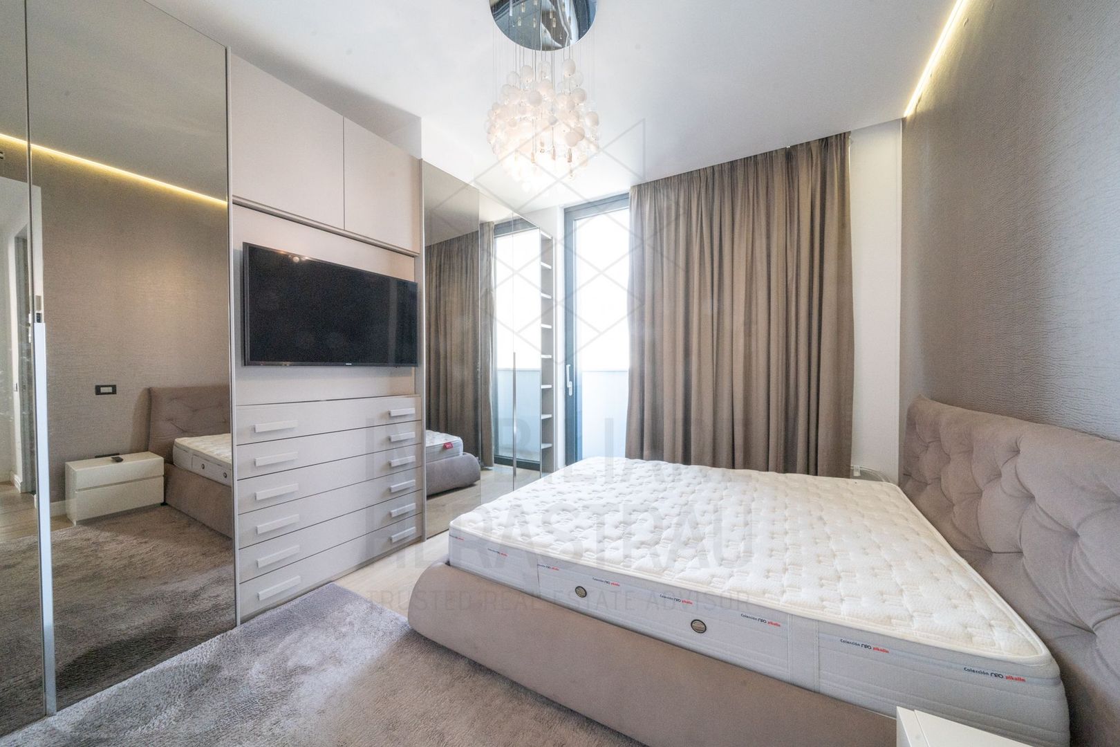 Cortina Residence | Luxury one bedroom for rent