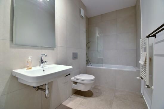 Boutique Residence | 2 camere spatioase, bucatarie inchisa | Boxa