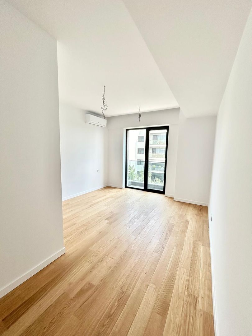 Apartament 4 camere de inchiriere zona Pipera .