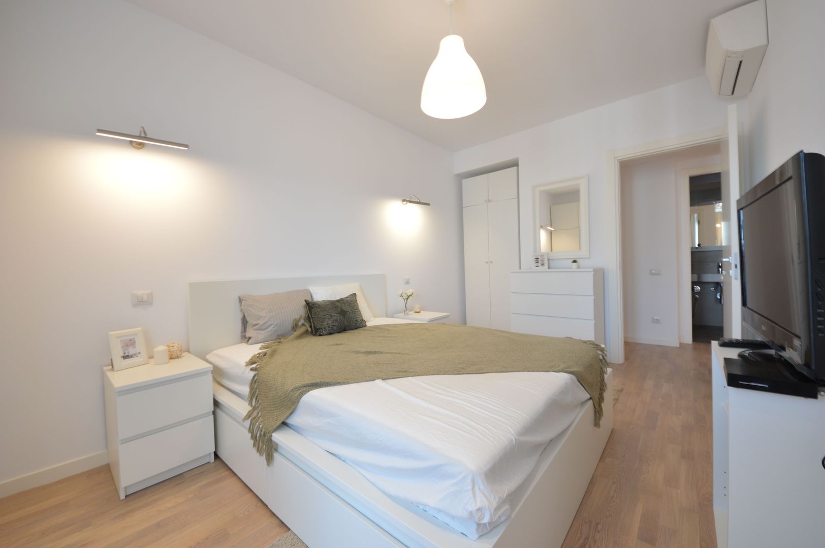 Apartament 2 camere de închiriat în zona Soseaua Nordului