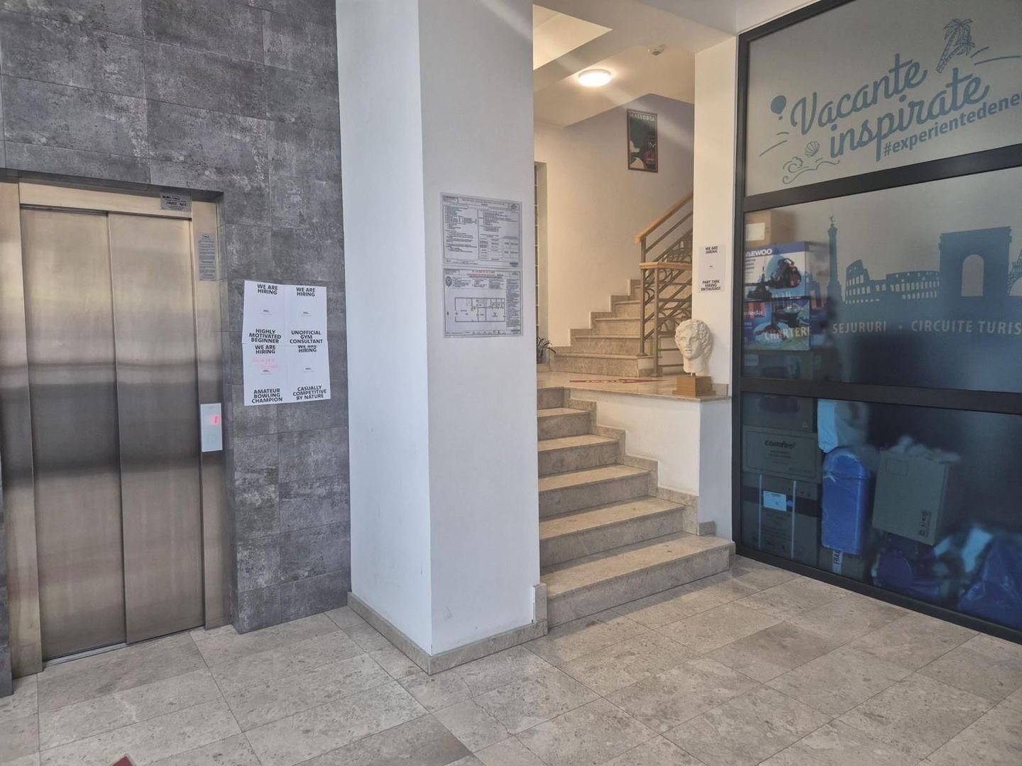 Clădire Boutique de Birouri | S+P+4E | Lift