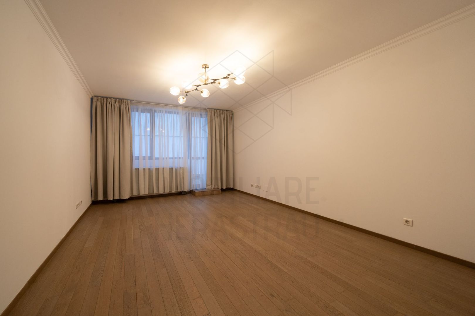 Duplex 4 camere langa Parc Herastrau