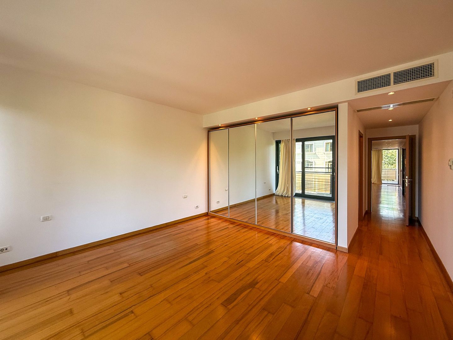 Spectacular apartment with terrace and garden | Mircea Eliade, Primăverii