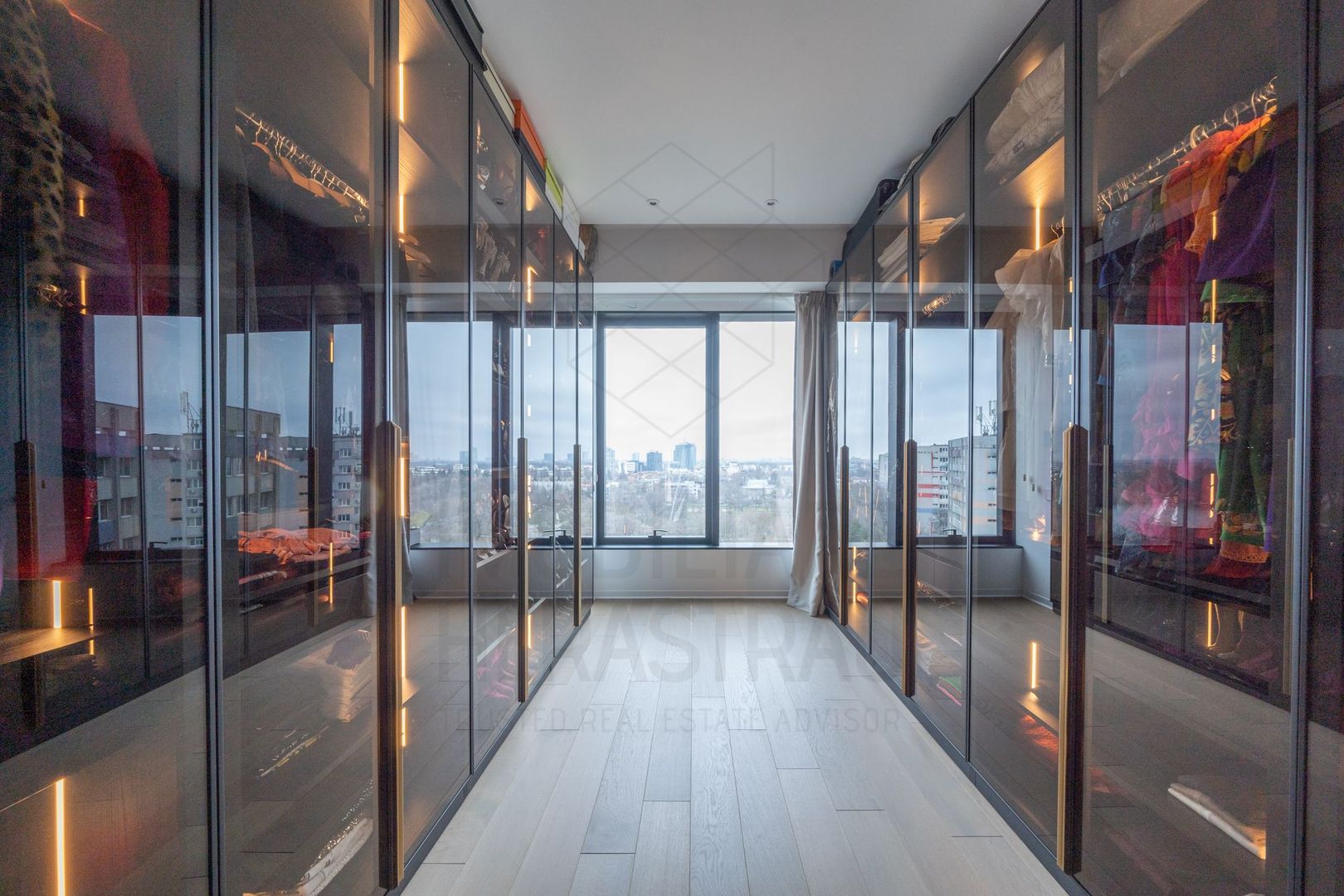 One Floreasca City | Spectacular view of Floreasca Park and Lake