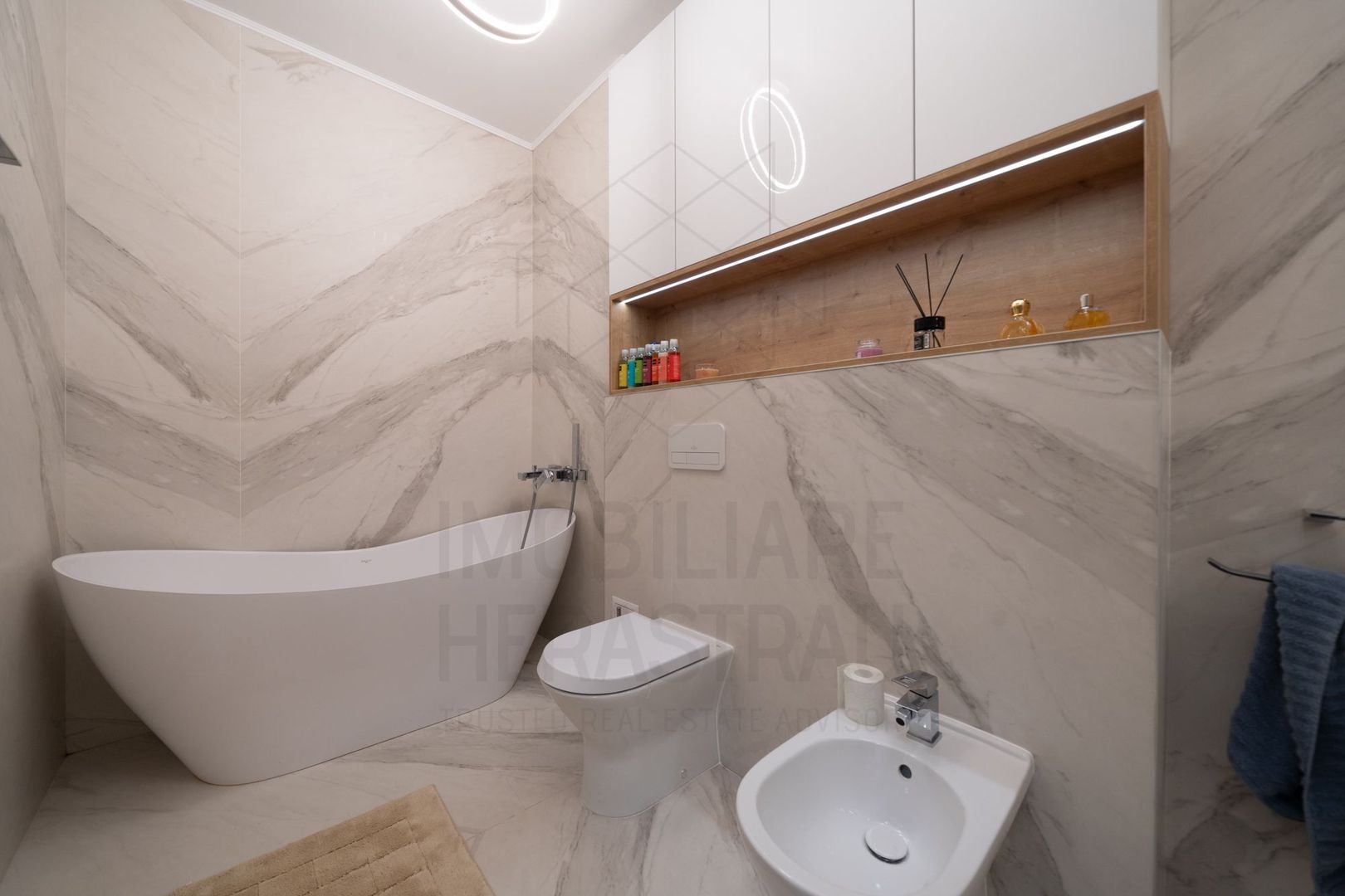 Garden Suite | Apartament superb cu terasa si gradina | 2 locuri de parcare