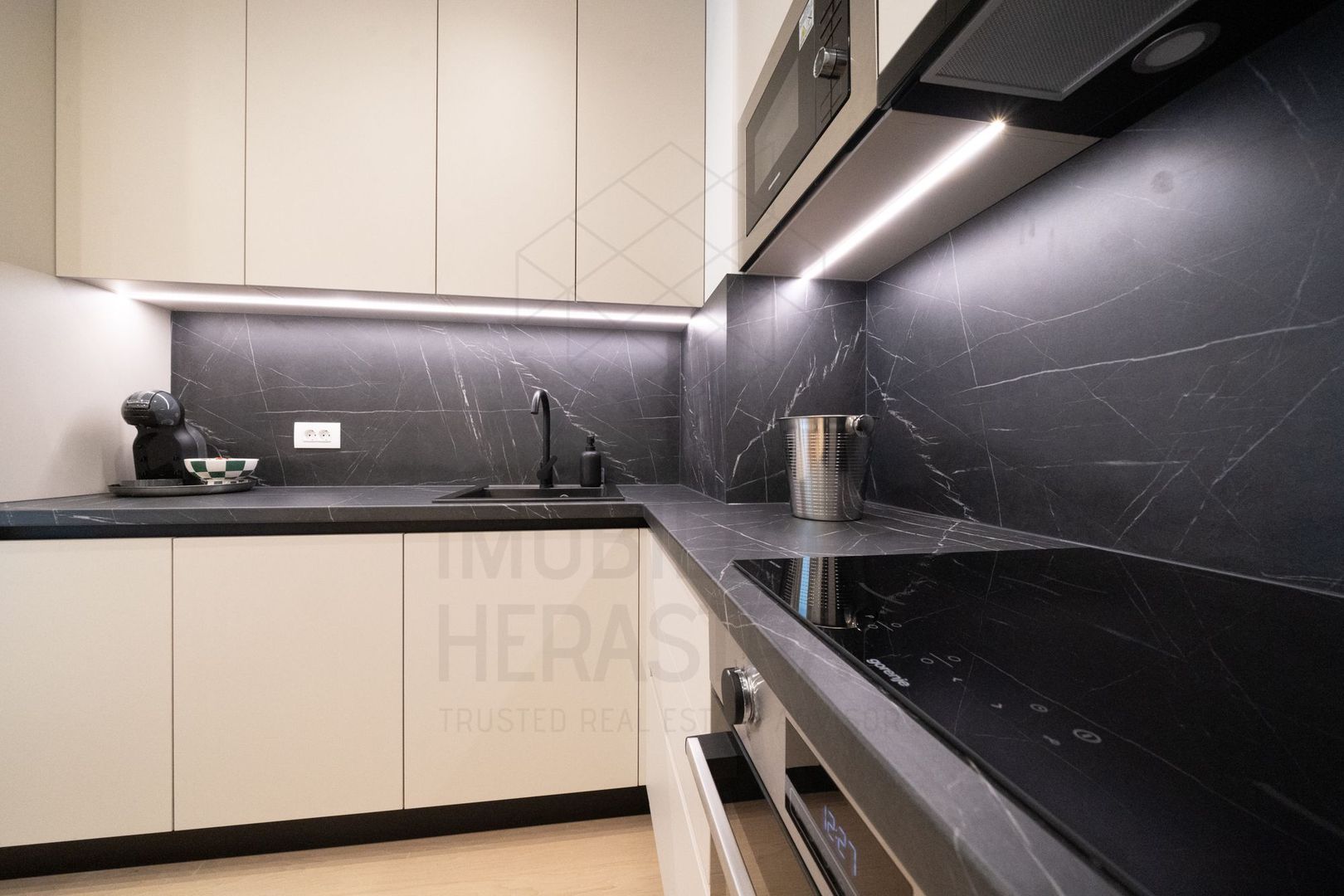 Apartament 2 camere| 3 min Metrou Aurel Vlaicu