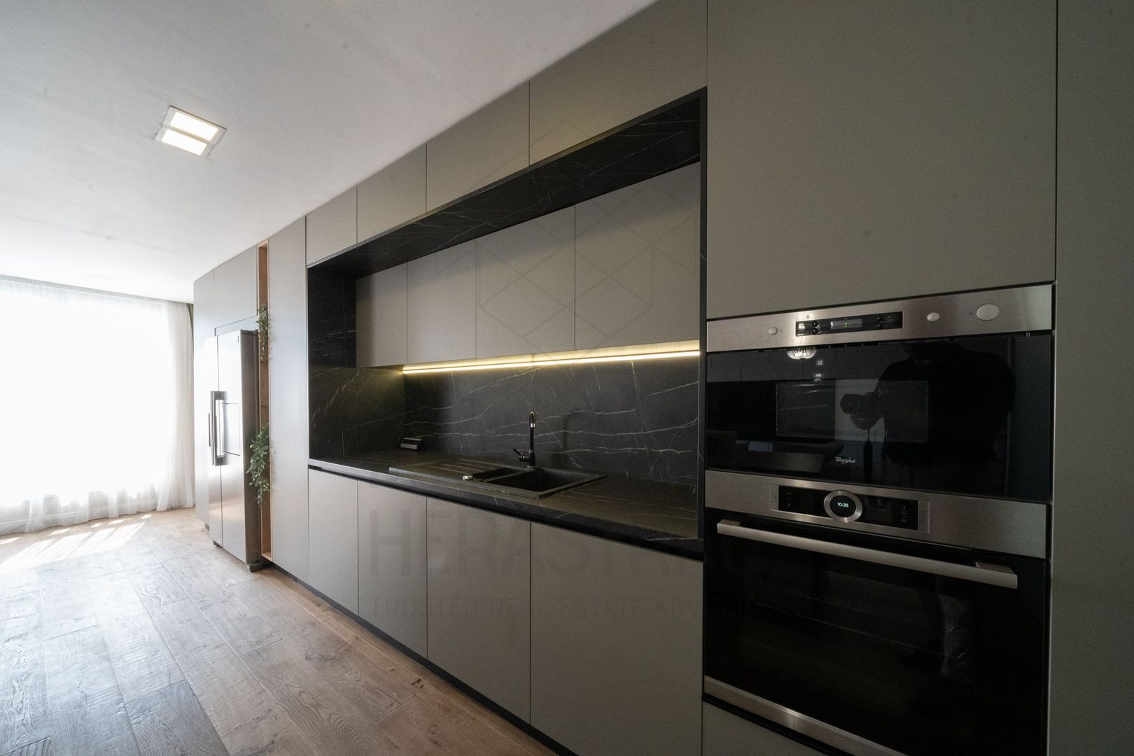 Satul Francez | Penthouse Duplex 4 dormitoare | 2 locuri de parcare