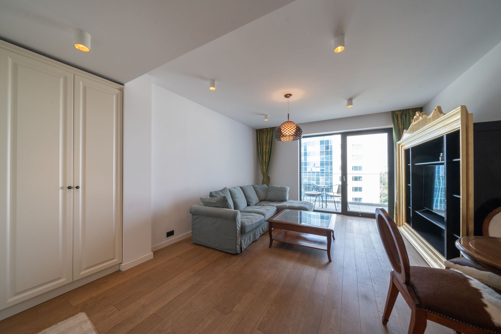 ONE Herastrau Towers | Design Apartments