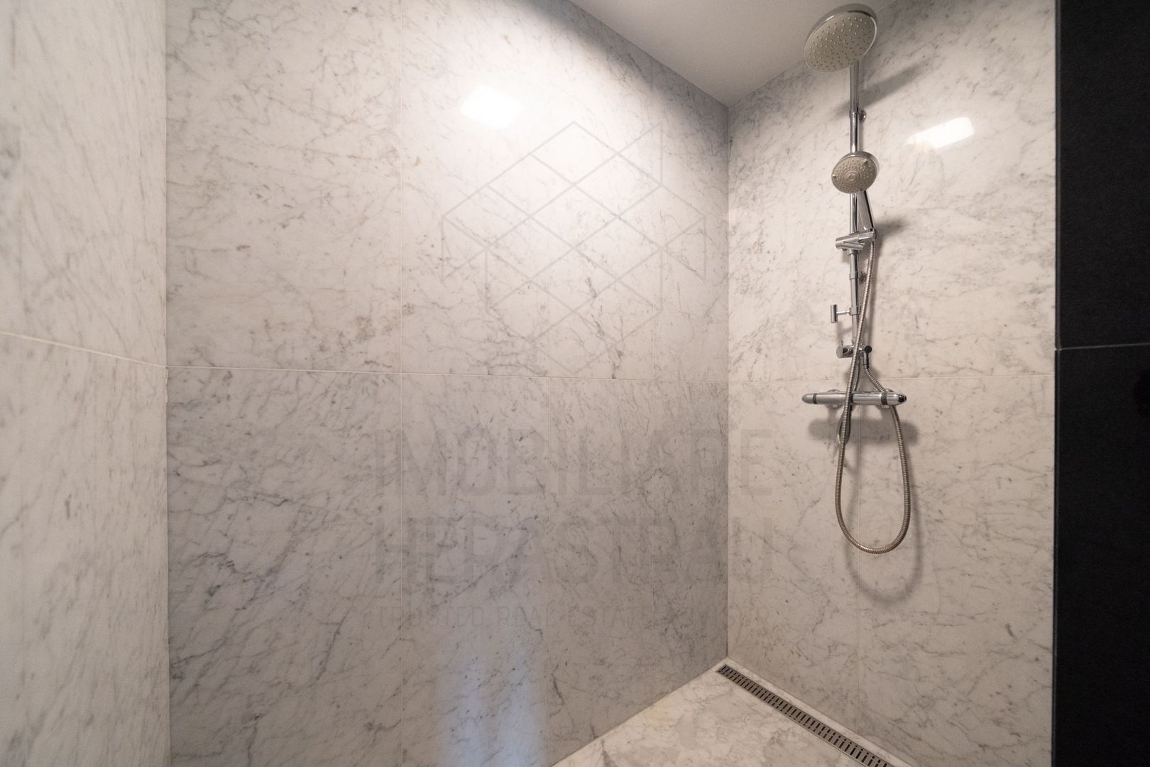 Verdi Park Suite | Floreasca | Parcare și boxa
