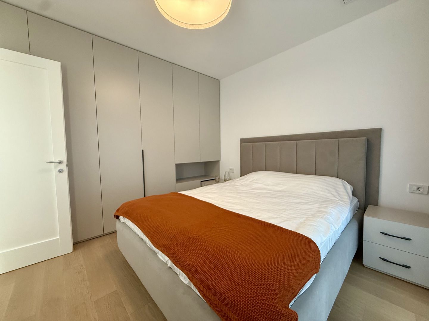 Apartament NOU cu 2 Camere – Pipera | Rond Omv | Loc de parcare