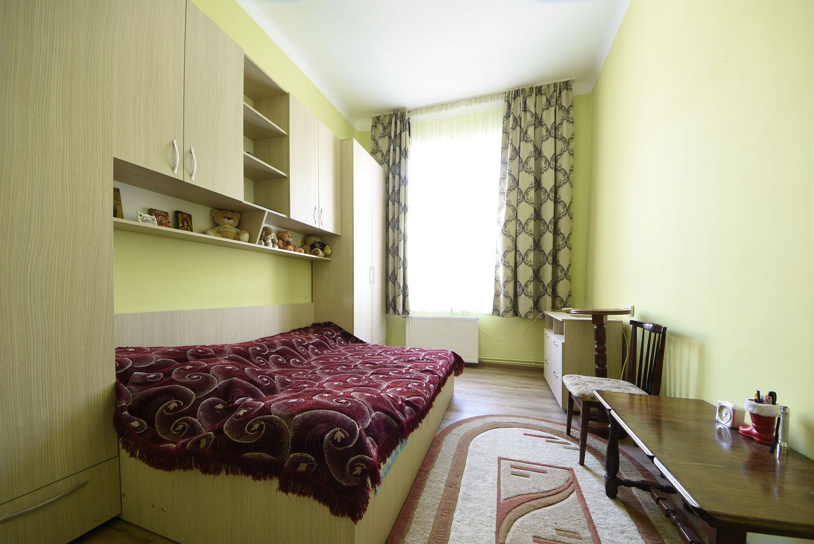 Zona Cismigiu apartament 4 camere decomandat in vila