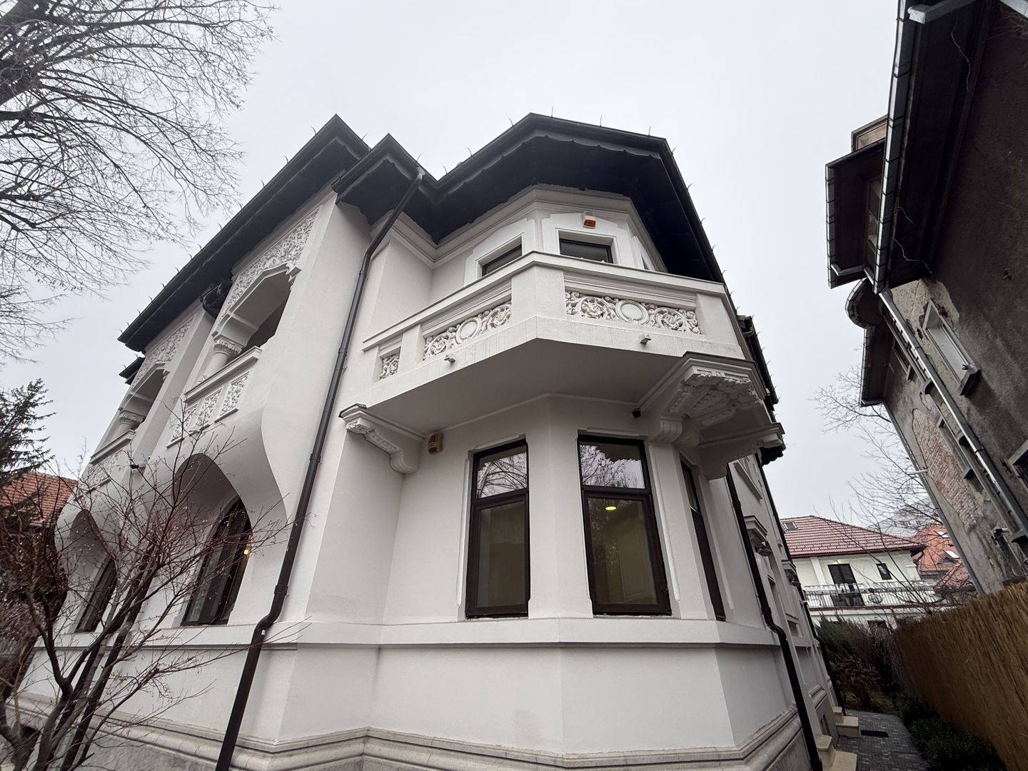 Vilă interbelică restaurată | Ultra Premium Office Villa | Dorobanți Capitale