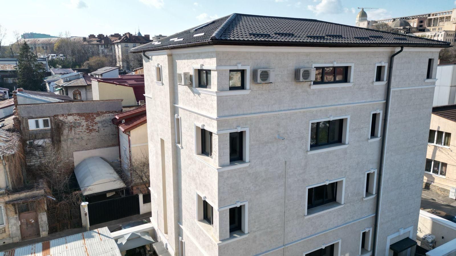 Vila neoclasica urbană | Palatul Parlamentului