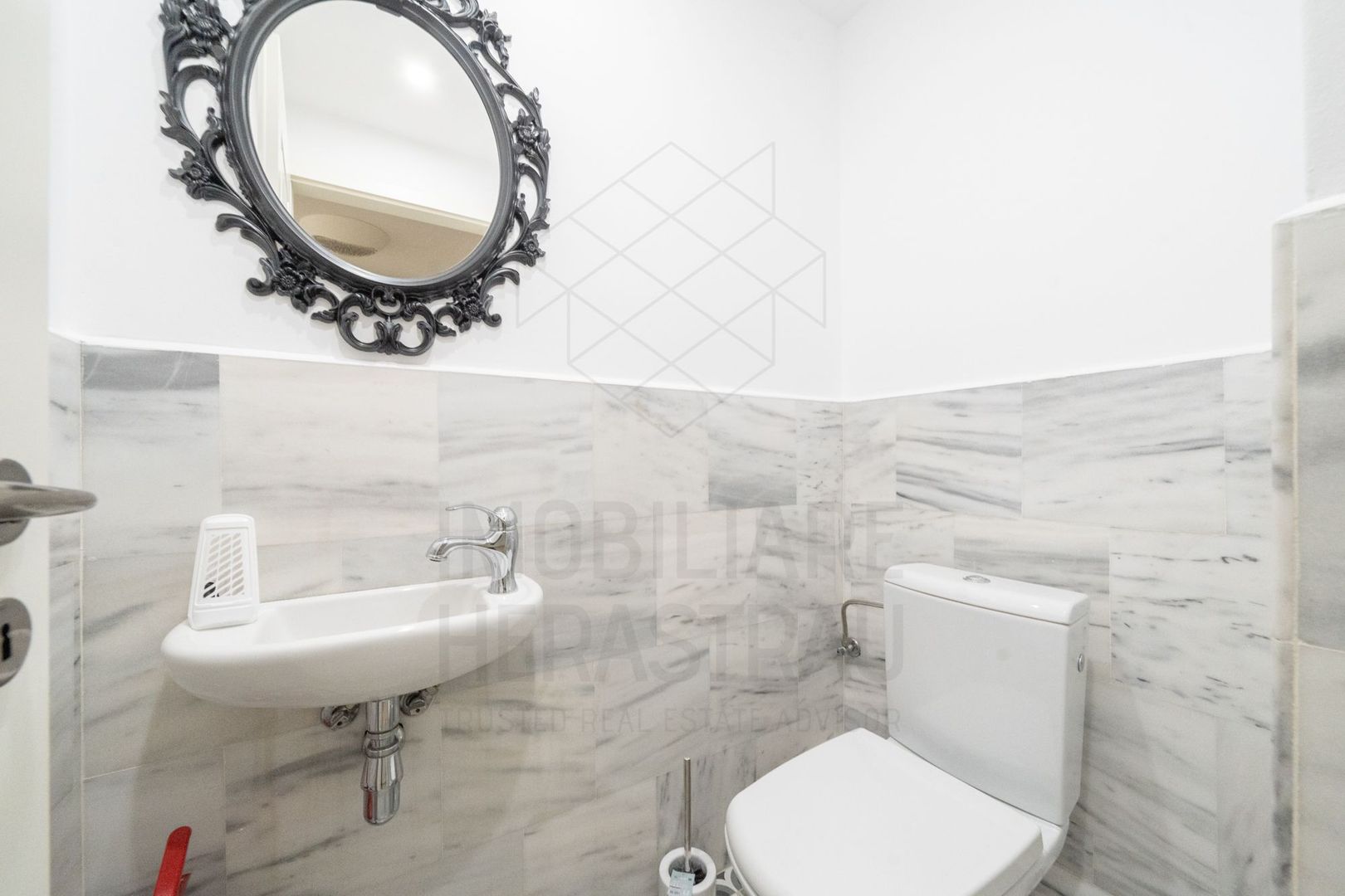 5 room Apartment, Herastrau area