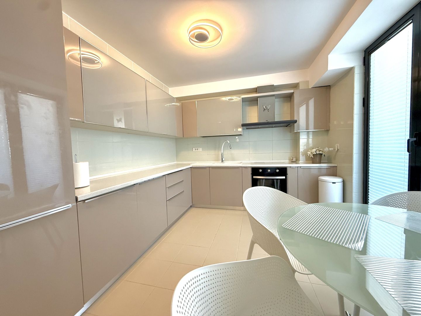 Apartament 3 Camere de inchiriat | Pipera | 2 locuri de parcare