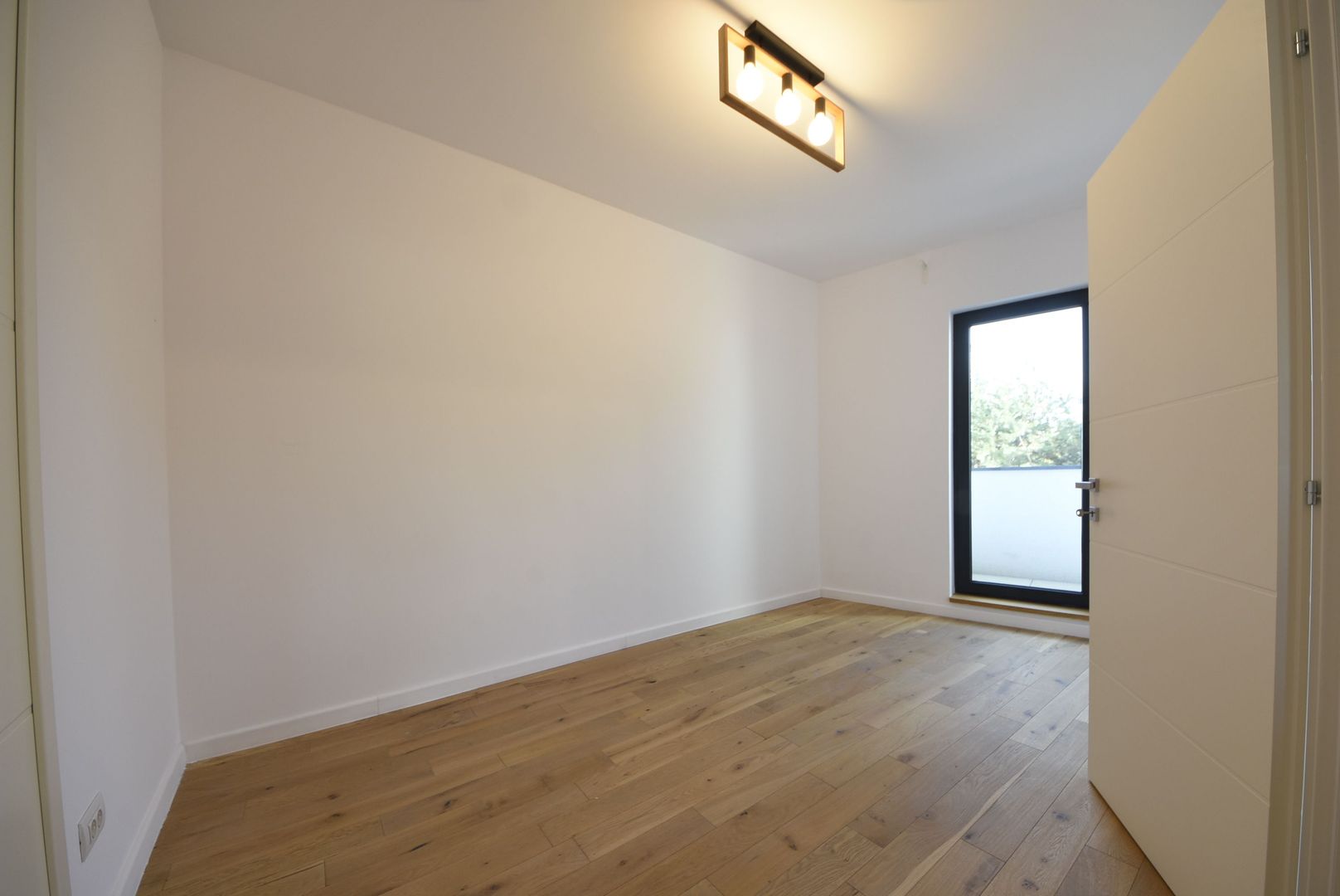 Apartament 3 camere de inchiriat Jandarmeriei