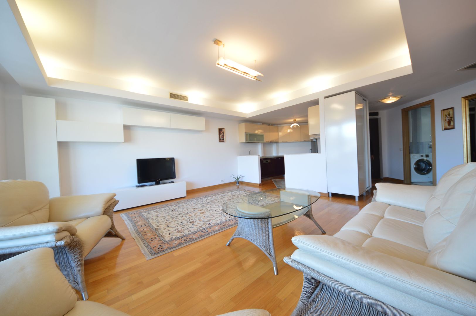 3 room Apartment for rent, Herastrau area